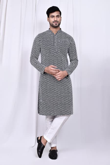 Arihant Rai Sinha Thread Embroidered Kurta & Pant Set 