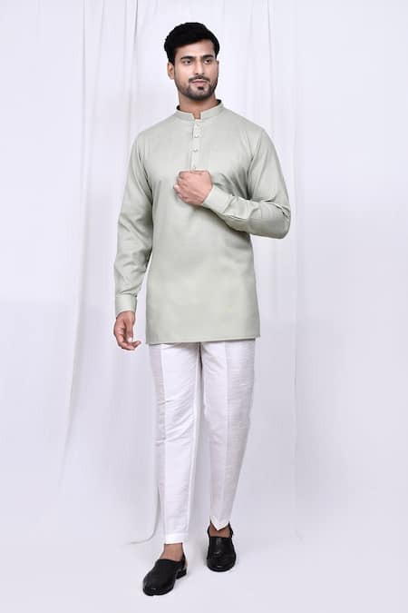 Arihant Rai Sinha Solid Short Kurta With Pant 