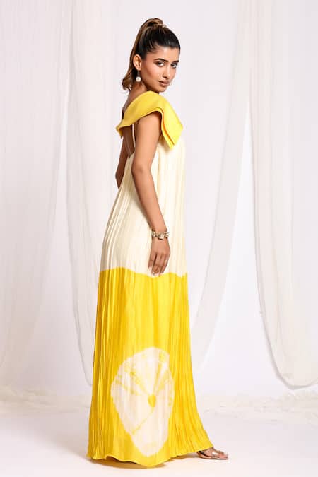 Shop_Ellemora Fashions_Yellow Gingham Square Neck Placed Tie Dye Pattern Color Block Jumpsuit _Online_at_Aza_Fashions