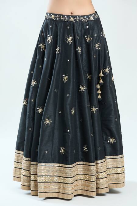 Buy Priti Sahni Black Net, Silk Embroidery, Sequins, Beads, Floral Hand Lehenga Blouse Set Buy_Priti Sahni_Black Net, Silk Embroidery, Sequins, Beads, Floral Hand Lehenga Blouse Set