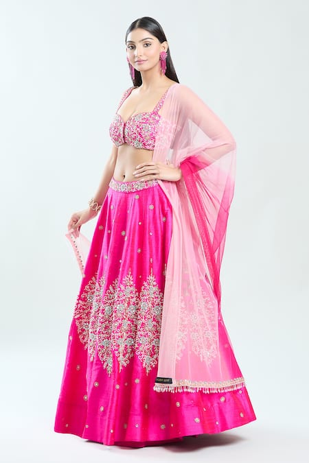 Priti Sahni Embroidered Lehenga Set 