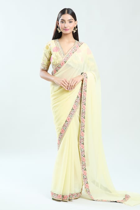 Priti Sahni Embroidered Border Saree With Blouse 