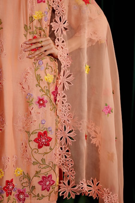 Shop Chandrima Peach Silk Organza Embroidery Floral Thread And Cutwork Dupatta at Aza Fashions Shop_Chandrima_Peach Silk Organza Embroidery Floral Thread And Cutwork Dupatta _at_Aza_Fashions