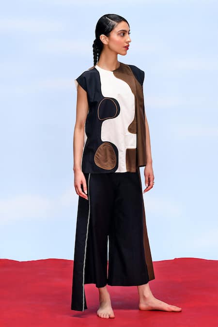 Buy_Febo6_Black Cotton, Silk Applique Round Neck Abstraction Panel Detailed Top 