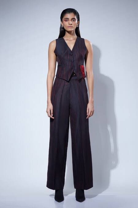 Shop Febo6 Black Silk Embroidery V-neck Harmony Thread Detailed Waistcoat And Pants Set Online at Aza Fashions Shop_Febo6_Black Silk Embroidery V-neck Harmony Thread Detailed Waistcoat And Pants Set _Online_at_Aza_Fashions