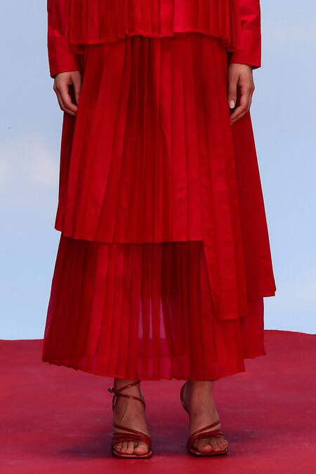 Shop Febo6 Red Cotton, Silk Cerise Accordion Layered Pleated Skirt Online at Aza Fashions Shop_Febo6_Red Cotton, Silk Cerise Accordion Layered Pleated Skirt _Online_at_Aza_Fashions