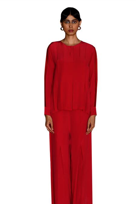 Shop Febo6 Red Silk Round Neck Fluidity Pleated Top With Pant Online at Aza Fashions Shop_Febo6_Red Silk Round Neck Fluidity Pleated Top With Pant _Online_at_Aza_Fashions