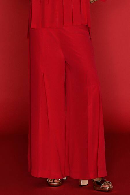 Shop Febo6 Red Silk Round Neck Fluidity Pleated Top With Pant Shop_Febo6_Red Silk Round Neck Fluidity Pleated Top With Pant