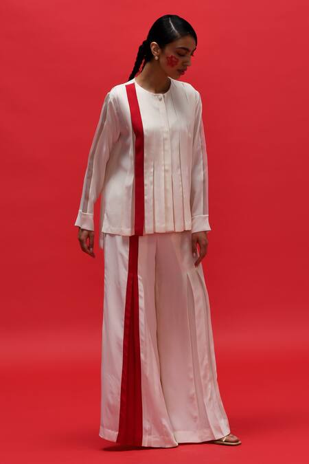 Febo6_Red Silk Round Neck Illusion Colourblock Top With Pant _at_Aza_Fashions