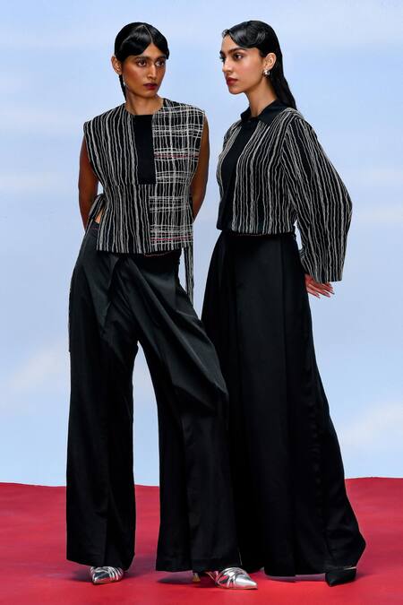 Buy_Febo6_Black Silk, Polyester Embroidery Round Neck Grid Gilet With Bustier _Online_at_Aza_Fashions