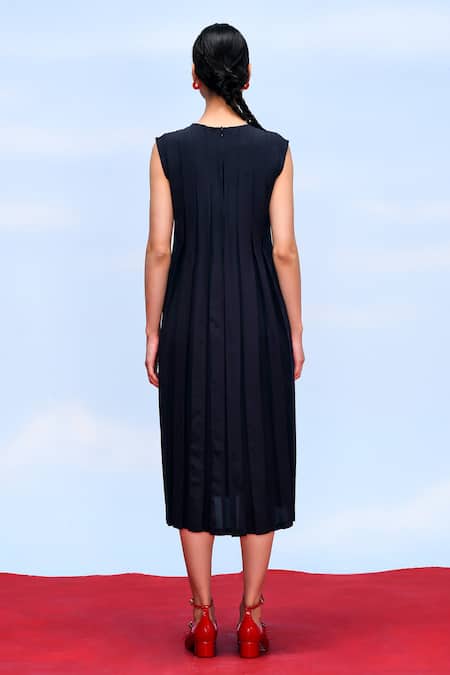 Shop Febo6 Black Silk Embroidery Round Neck Deform Box Pleated Dress at Aza Fashions Shop_Febo6_Black Silk Embroidery Round Neck Deform Box Pleated Dress _at_Aza_Fashions