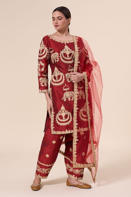 Samyukta Singhania Maroon Kurta And Salwar Raw Silk Embellished Aari Elephant Embroidered Set 