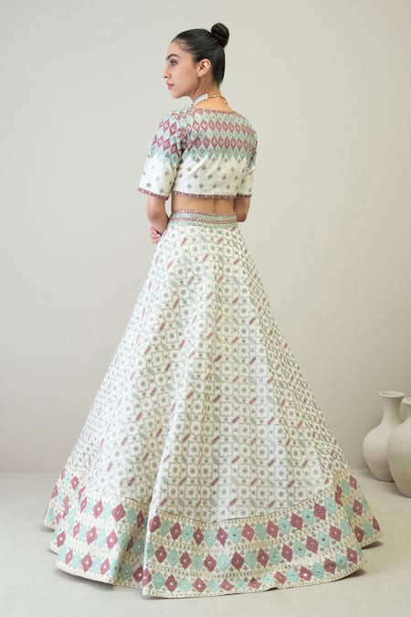 Ridhimaa Gupta Huma Embroidered Lehenga Set 
