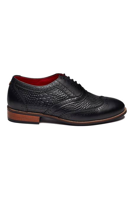 Buy Banjaaran Studio Black Brogue Sartaj Crocodile Skin Textured Online at Aza Fashions Buy_Banjaaran Studio_Black Brogue Sartaj Crocodile Skin Textured_Online_at_Aza_Fashions