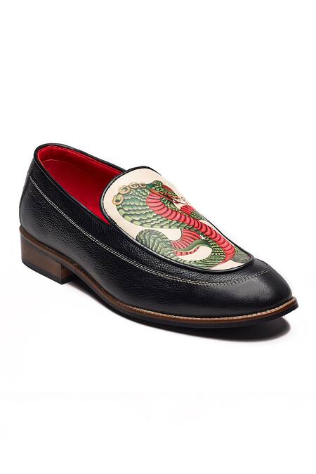Banjaaran Studio Black Print Naag The Mystical Serpent Loafers Online at Aza Fashions Banjaaran Studio_Black Print Naag The Mystical Serpent Loafers_Online_at_Aza_Fashions