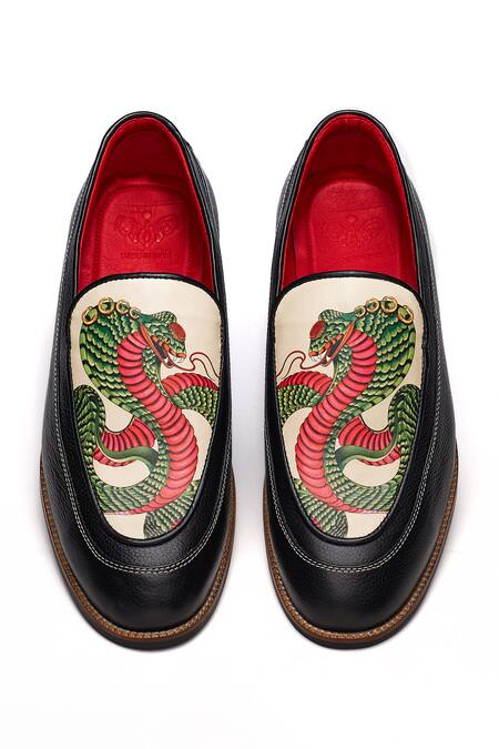 Shop Banjaaran Studio Black Print Naag The Mystical Serpent Loafers at Aza Fashions Shop_Banjaaran Studio_Black Print Naag The Mystical Serpent Loafers_at_Aza_Fashions