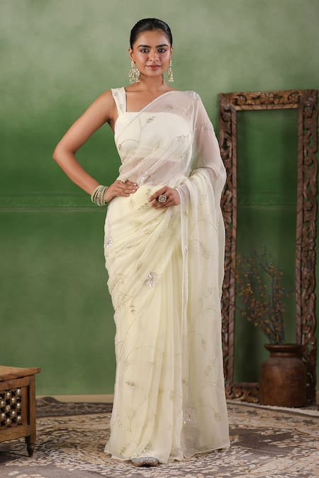 Geroo Jaipur Off White Chiffon Embroidery Floral Sequin Saree With Unstitched Blouse Piece 