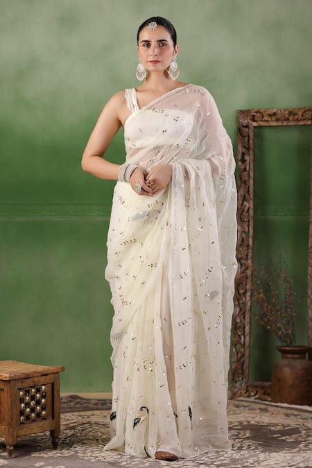 Geroo Jaipur White Chiffon Embroidery Floral Hand Saree With Unstitched Blouse Piece 