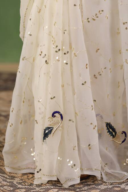 Buy Geroo Jaipur White Chiffon Embroidery, Gota Patti Hand Saree With Unstitched Blouse Piece Buy_Geroo Jaipur_White Chiffon Embroidery, Gota Patti Hand Saree With Unstitched Blouse Piece