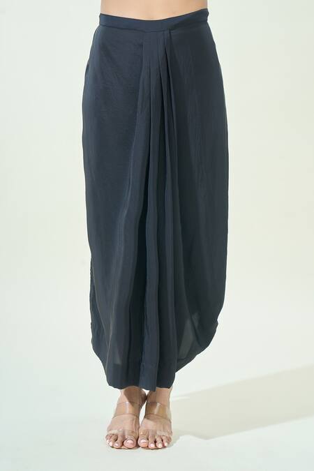 Buy Anamika Khanna Black Silk Sequins, Embroidery Split V-neck, Round Short Kurta And Lungi Skirt Set Online at Aza Fashions Buy_Anamika Khanna_Black Silk Sequins, Embroidery Split V-neck, Round Short Kurta And Lungi Skirt Set_Online_at_Aza_Fashions