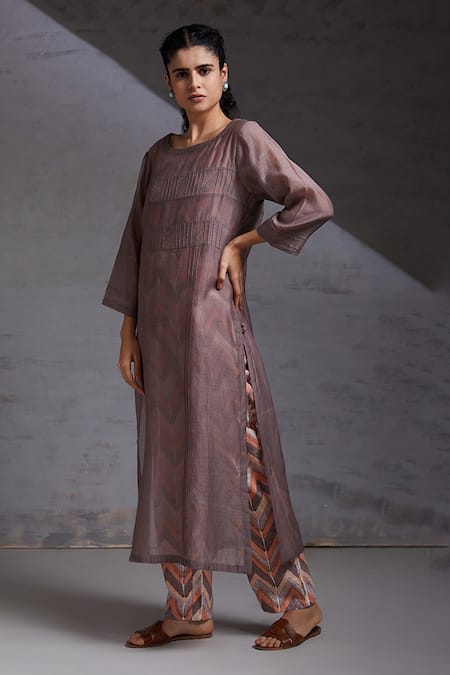 Buy Shikha Malik Peach Silk, Chanderi Embroidery, Zari Chandani Raatien Detailed Kurta Pant Set Buy_Shikha Malik_Peach Silk, Chanderi Embroidery, Zari Chandani Raatien Detailed Kurta Pant Set