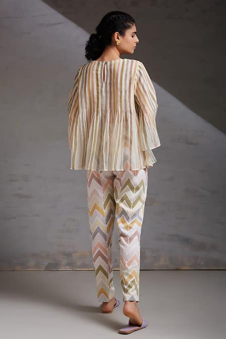 Shop Shikha Malik White Satin Khamosh Lamhe Chevron Print Pant at Aza Fashions Shop_Shikha Malik_White Satin Khamosh Lamhe Chevron Print Pant _at_Aza_Fashions