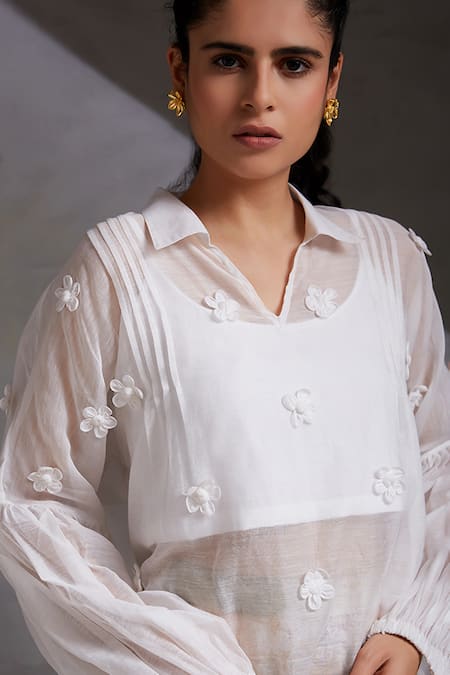 Buy Shikha Malik White Silk, Chanderi Embroidery Collared Natya 3d Floral Detailed Top Online at Aza Fashions Buy_Shikha Malik_White Silk, Chanderi Embroidery Collared Natya 3d Floral Detailed Top _Online_at_Aza_Fashions