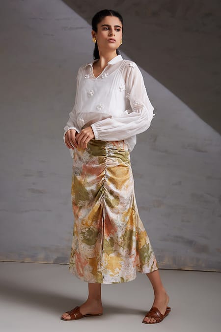 Shikha Malik White Silk, Chanderi Embroidery Collared Natya 3d Floral Detailed Top at Aza Fashions Shikha Malik_White Silk, Chanderi Embroidery Collared Natya 3d Floral Detailed Top _at_Aza_Fashions