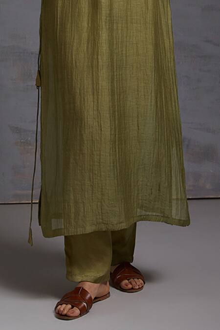 Shop_Shikha Malik_Green Silk, Chanderi Round Neck Side Tie-up Kurta Pant Set _Online_at_Aza_Fashions