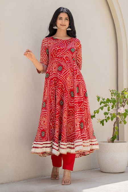 Shop_Suti Kapda_Red Chiffon Gota Patti Round Neck Bandhej Pattern Anarkali Pant Set _Online_at_Aza_Fashions