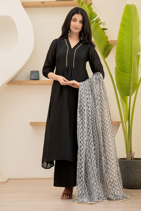 SUTI KAPDA A-Line Kurta & Pant Set 