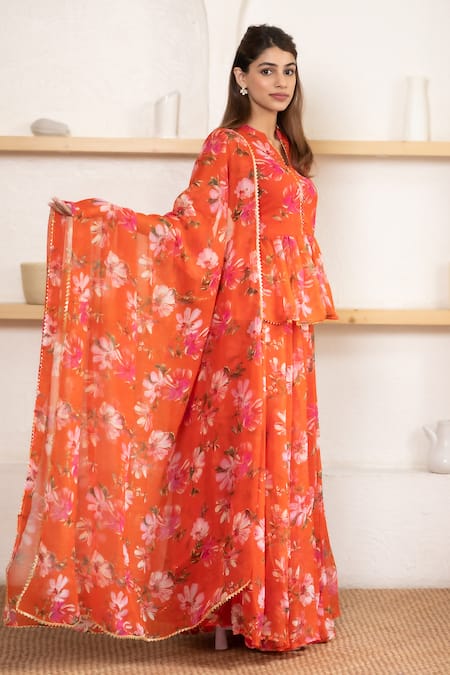 Buy Suti Kapda Orange Chiffon Embroidery Collared, V-neck Floral Print Lehenga Set Online at Aza Fashions Buy_Suti Kapda_Orange Chiffon Embroidery Collared, V-neck Floral Print Lehenga Set _Online_at_Aza_Fashions