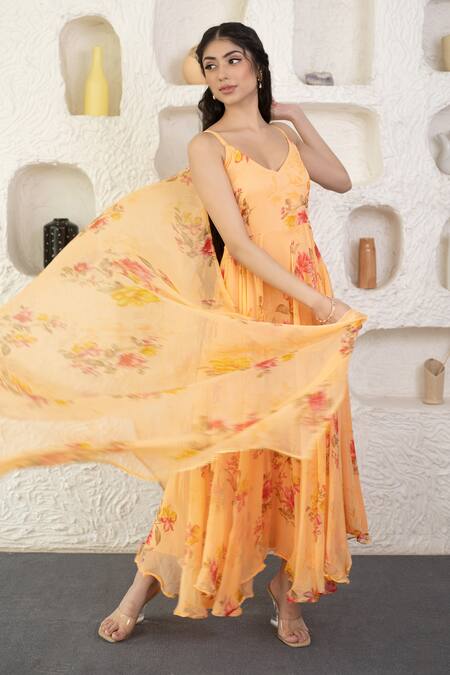 Shop_Suti Kapda_Peach Chiffon Embroidery V-neck Floral Print Anarkali With Dupatta _Online_at_Aza_Fashions