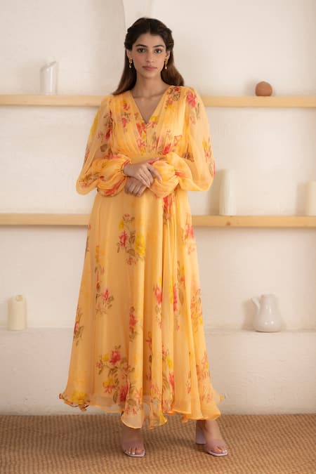 SUTI KAPDA Floral Print Gown 