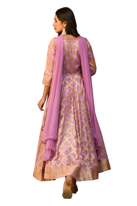 Suti Kapda Purple Silk, Chiffon Round Neck Banarasi Woven Anarkali Pant Set Online at Aza Fashions Suti Kapda_Purple Silk, Chiffon Round Neck Banarasi Woven Anarkali Pant Set _Online_at_Aza_Fashions