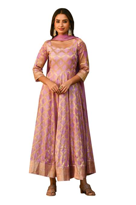 Buy Suti Kapda Purple Silk, Chiffon Round Neck Banarasi Woven Anarkali Pant Set Online at Aza Fashions Buy_Suti Kapda_Purple Silk, Chiffon Round Neck Banarasi Woven Anarkali Pant Set _Online_at_Aza_Fashions