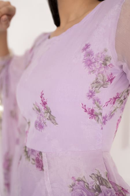 Suti Kapda_Purple Chiffon Gota Patti Round Neck Floral Print Anarkali Pant Set _at_Aza_Fashions