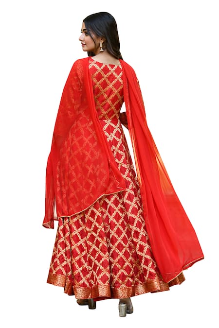 Buy_Suti Kapda_Maroon Brocade, Silk, Chiffon Woven Paisley Pattern Anarkali With Dupatta _Online_at_Aza_Fashions