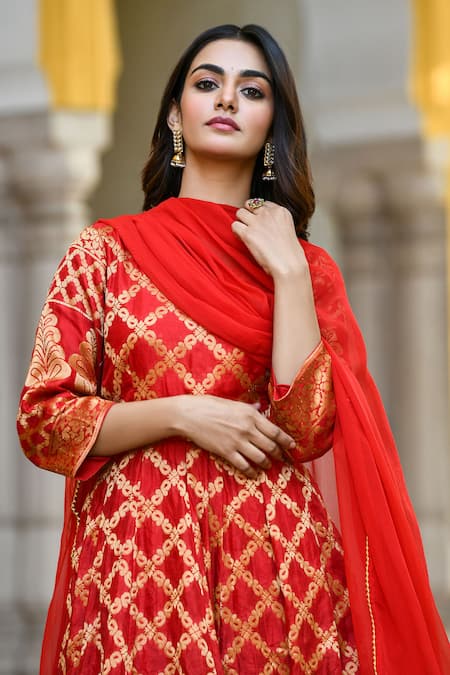 Suti Kapda_Maroon Brocade, Silk, Chiffon Woven Paisley Pattern Anarkali With Dupatta _at_Aza_Fashions