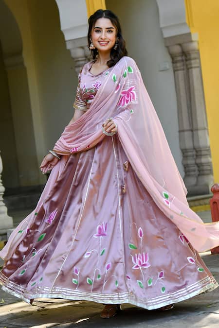 Buy_Suti Kapda_Pink Silk, Satin Embroidery, Lace Sweetheart Neck Handpainted Floral Lehenga Set _Online_at_Aza_Fashions