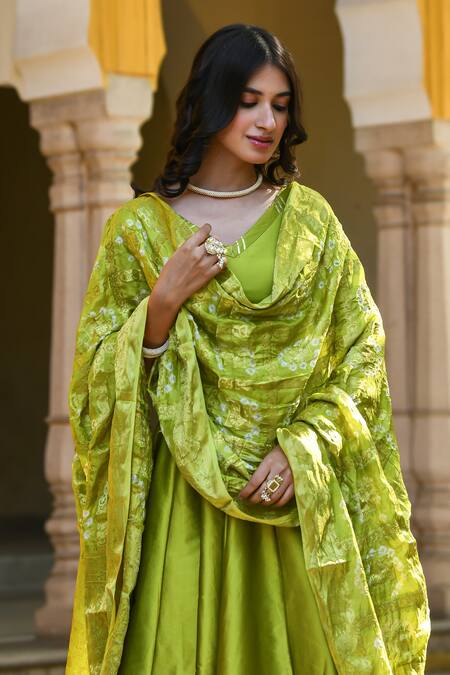 Shop_Suti Kapda_Green Taffeta, Silk Lace V-neck Border Panelled Lehenga Set _Online_at_Aza_Fashions