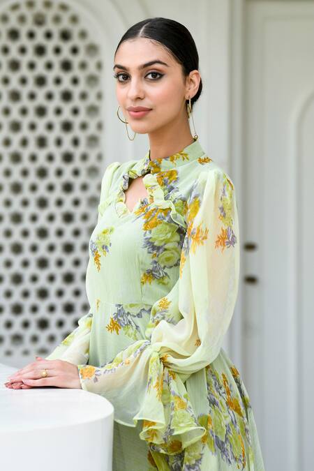 Shop Suti Kapda Green Chiffon V-neck Floral Bouquet Print Dress Online at Aza Fashions Shop_Suti Kapda_Green Chiffon V-neck Floral Bouquet Print Dress _Online_at_Aza_Fashions