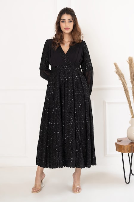 Suti Kapda Black Rayon Hand Embroidered Sequin V Neck Detailed Dress