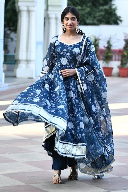 Suti Kapda_Blue Chanderi Embroidery, Gota Patti Asymmetric Floral Pattern Anarkali Pant Set_at_Aza_Fashions