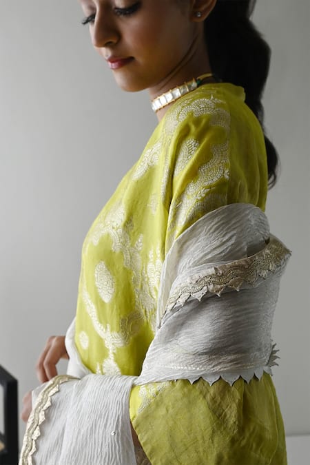 Shorshe Clothing_Silver Crepe Gota Patti Lace Work Bordered Dupatta _Online_at_Aza_Fashions