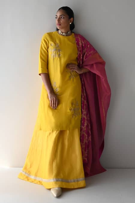 Shorshe Clothing Yellow Handloom Tissue Embroidery Zardozi Round Work Kurta And Skirt Set 