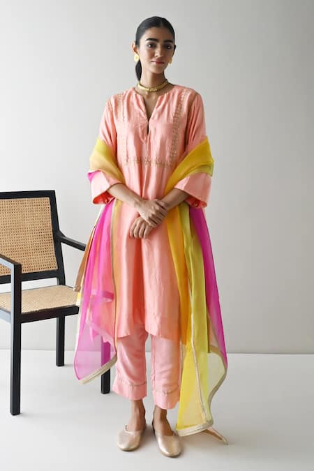 Shorshe Clothing Pink Pure Silk Embroidery Zardozi Notched Jhabla Kurta And Pant Set 