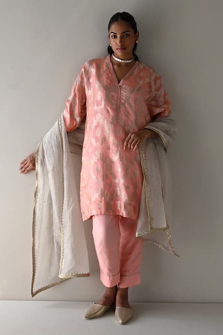 Shorshe Clothing Shahi Floral Brocade Tunic With Cigarette Pant 