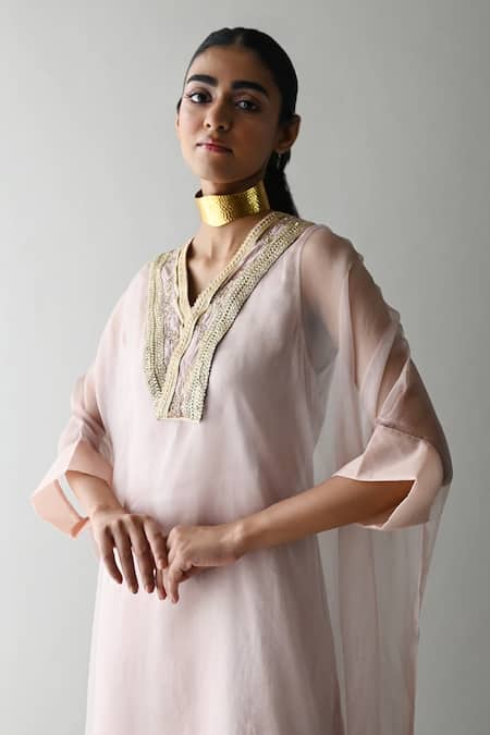 Shorshe Clothing Beige Organza, Satin Zari V-neck Wahida Embroidered Yoke Kaftan Online at Aza Fashions Shorshe Clothing_Beige Organza, Satin Zari V-neck Wahida Embroidered Yoke Kaftan _Online_at_Aza_Fashions