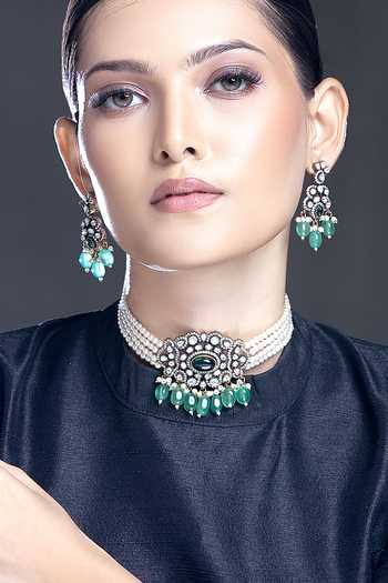 Moh-Maya By Disha Khatri_Green Pearls, Stones, Zari Floral Carved Pendant Necklace Set _Online_at_Aza_Fashions
